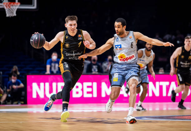 使他成为红 使他成为红