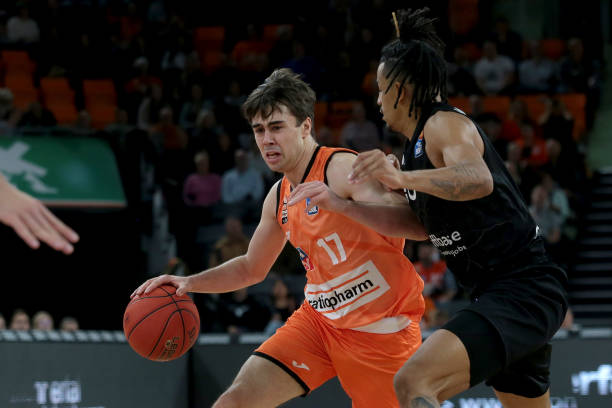 使拜仁能够 使拜仁能够