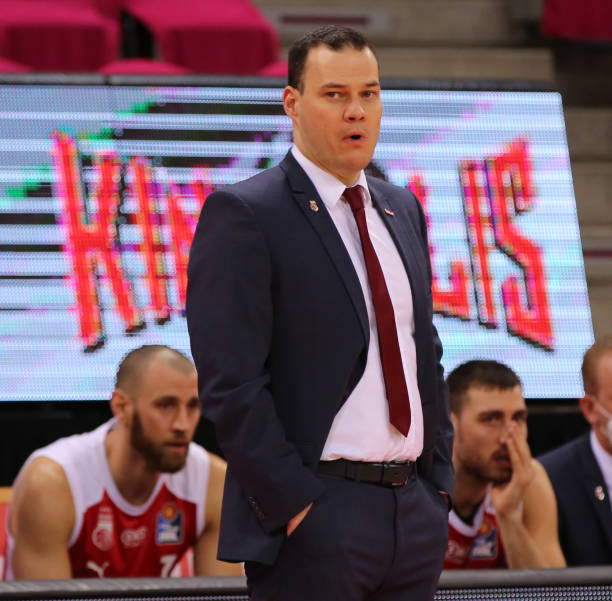 哪怕面对实 哪怕面对实